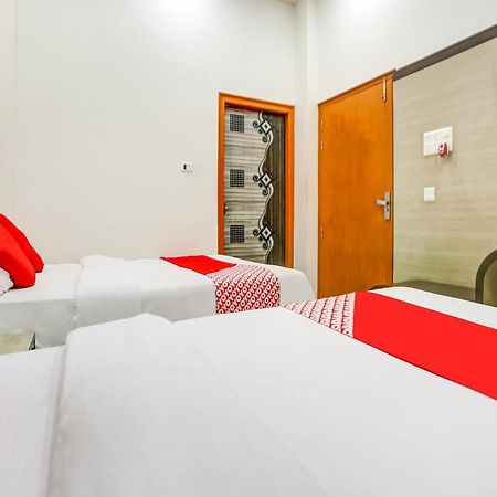 Oyo 75850 Vishwanath Guest House 瓦拉纳西 外观 照片