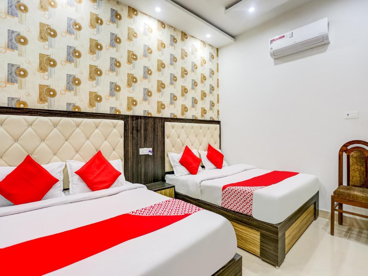Oyo 75850 Vishwanath Guest House 瓦拉纳西 外观 照片